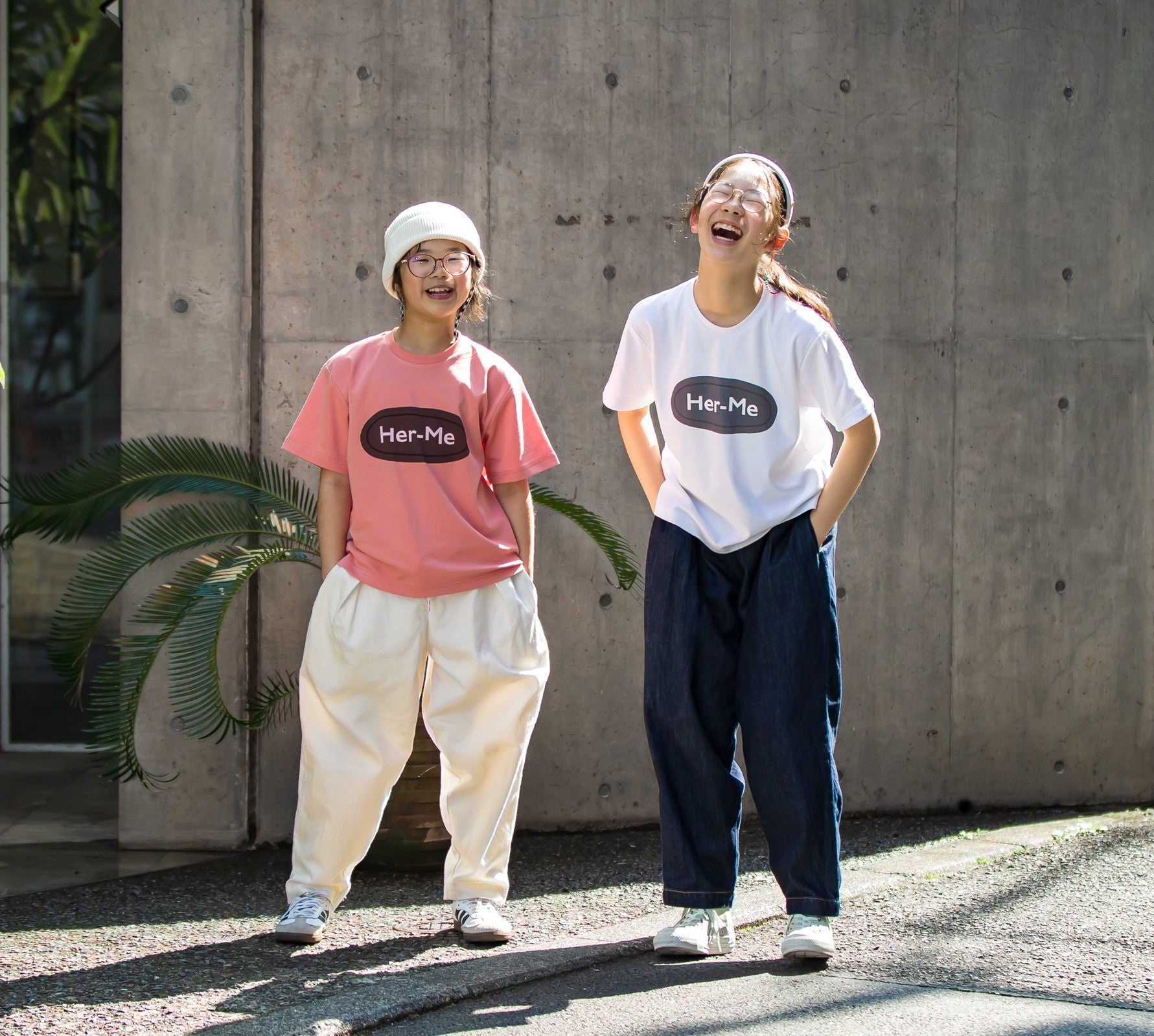 ユニセックス Her-MeストッパープリントTシャツ キッズ