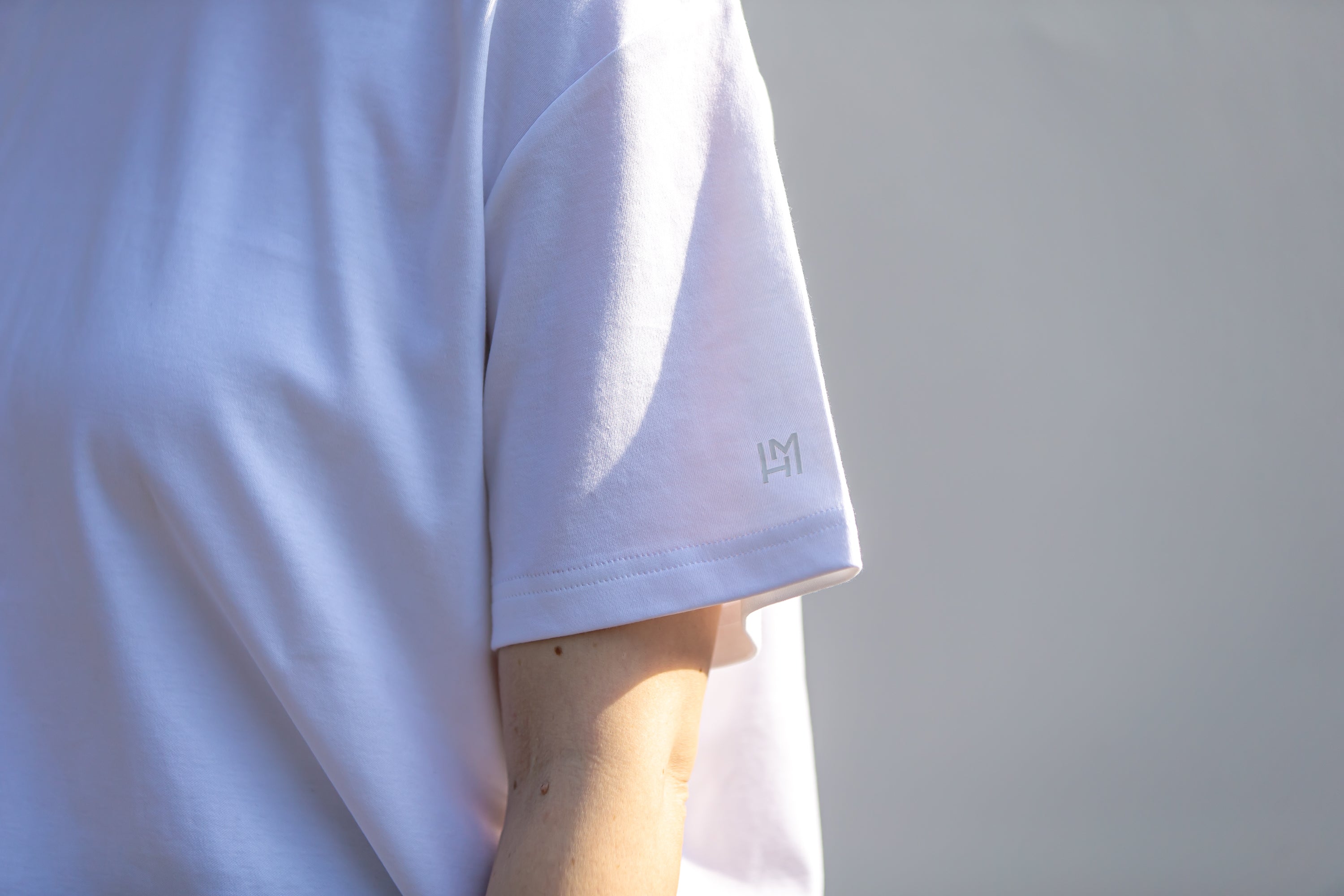 ユニセックス Her-Me ベーシックＴシャツ