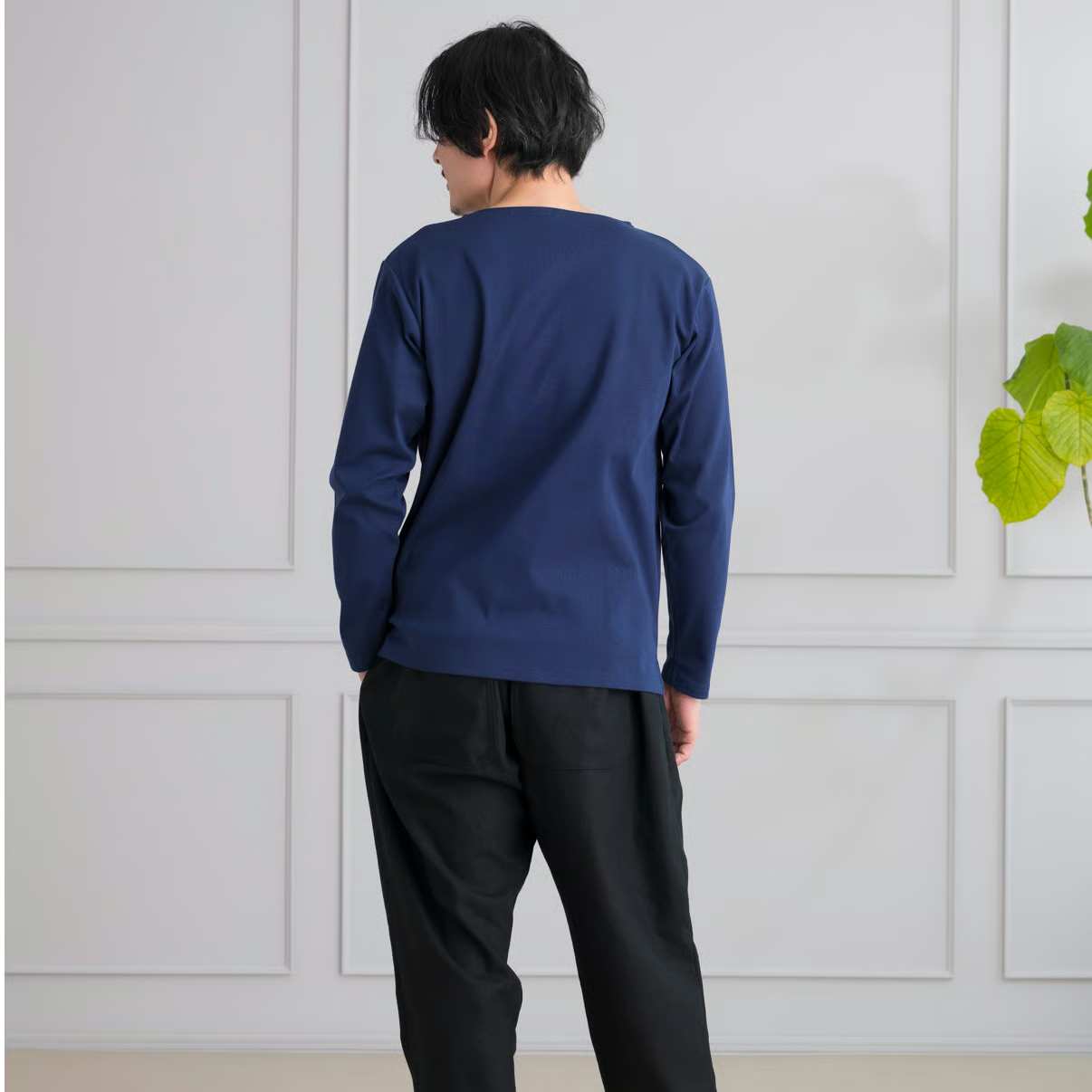 ボートネック　ロングＴシャツ